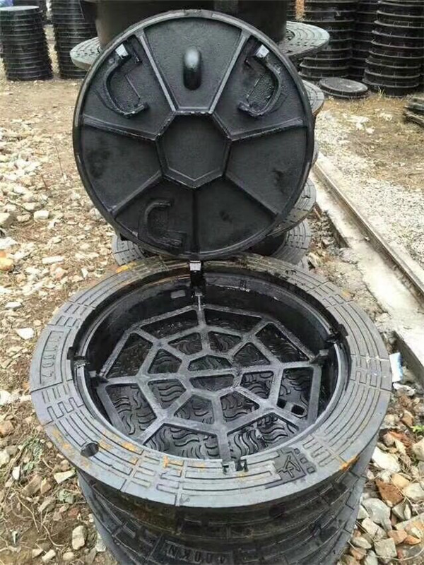 球墨铸铁井盖厂家