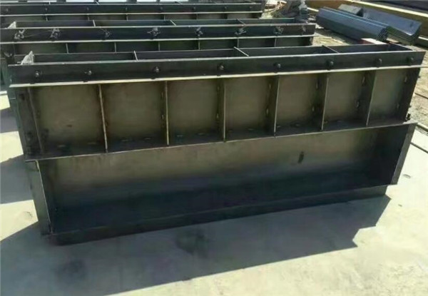 铁路遮阳板模具