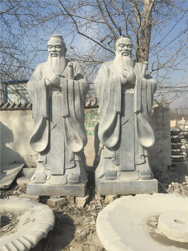 石雕孔子像