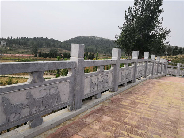 石栏杆
