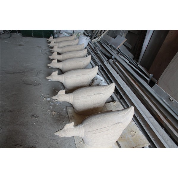 仿砂岩动物雕塑