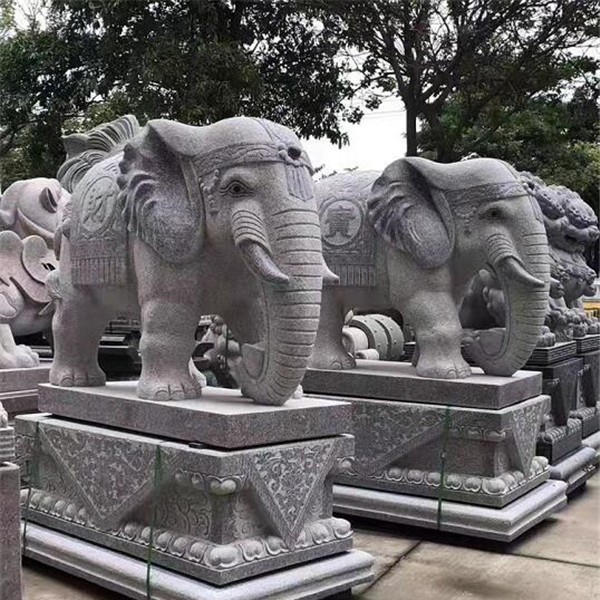 石雕动物像