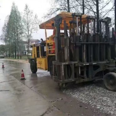 水泥路面破碎机出租