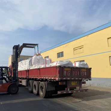 小苏打装货中