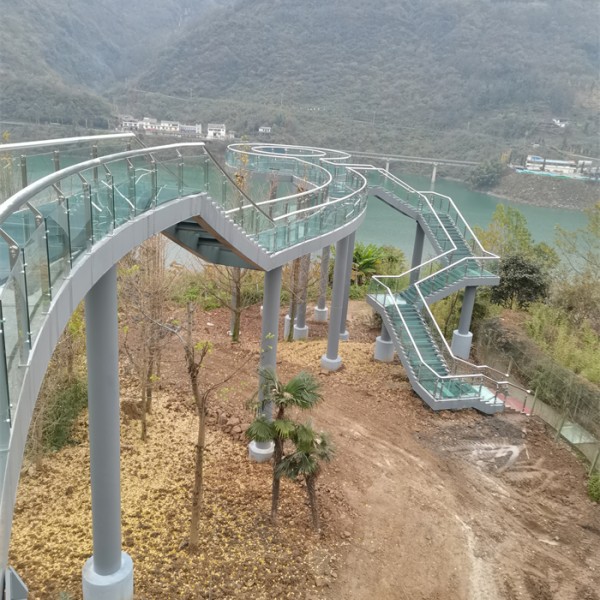 千米玻璃滑漂施工
