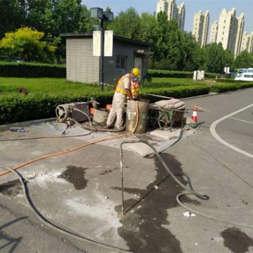 路面注浆加固