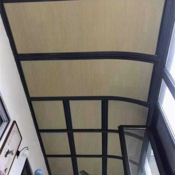 电动蜂巢帘