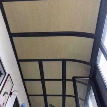 电动蜂巢帘
