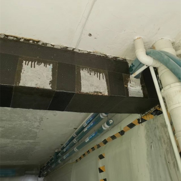 安装空调破坏结构修复加固