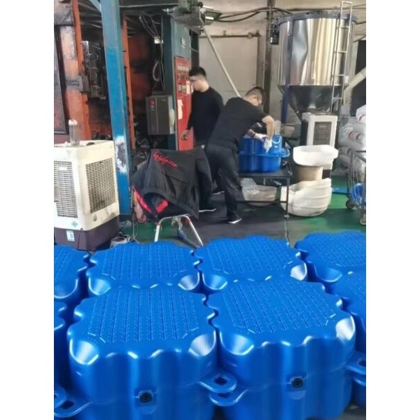 浮筒生产车间